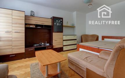 Na predaj: 2 izbový byt 52 m², Školská,  Šamorín