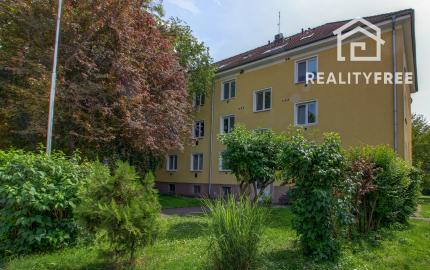 Na predaj: 2 izbový byt 52 m², Školská,  Šamorín