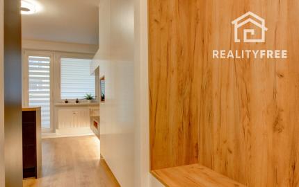 Prenájom - garzónka s balkónom a pivnicou,Ružinov II, Ondavská ulica.