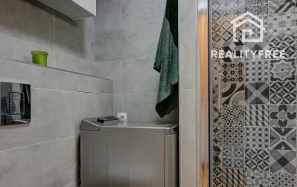 Prenájom - garzónka s balkónom a pivnicou,Ružinov II, Ondavská ulica.