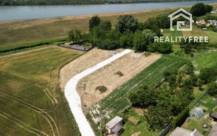 Na predaj stavebné pozemky v obci Baka, okr. Dun.Streda