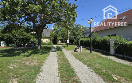 Na predaj stavebný pozemok v Miloslavove, 431 m2