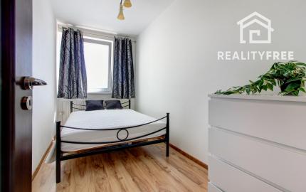 Na predaj dvojgarsónka De Luxe so zasklenou loggiou  – Pečnianska ulica, Petržalka