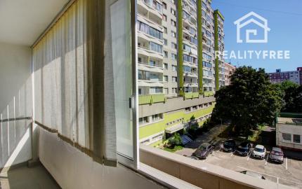 Na predaj dvojgarsónka De Luxe so zasklenou loggiou  – Pečnianska ulica, Petržalka