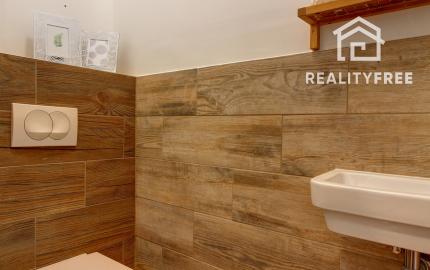 Rezervované- Moderný 2-izbový byt s balkónom, pivnicou a vlastným parkovaním v Green Village, Dunajská Lužná