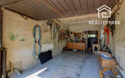 Na predaj: 3izbový rodinný dom s garážou , pozemok 757 m² - Kvetoslavov