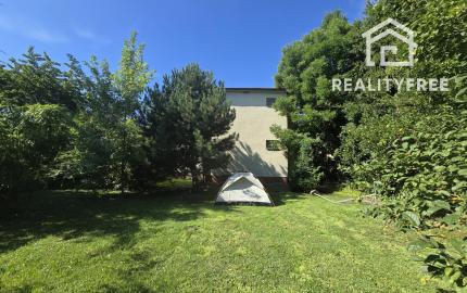 Na predaj: 3izbový rodinný dom s garážou , pozemok 757 m² - Kvetoslavov