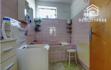 Na predaj: 3izbový rodinný dom s garážou , pozemok 757 m² - Kvetoslavov