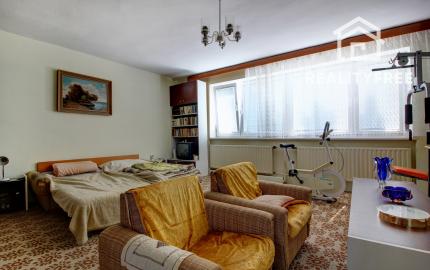 Na predaj: 3izbový rodinný dom s garážou , pozemok 757 m² - Kvetoslavov