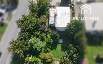 Na predaj: 3izbový rodinný dom s garážou , pozemok 757 m² - Kvetoslavov