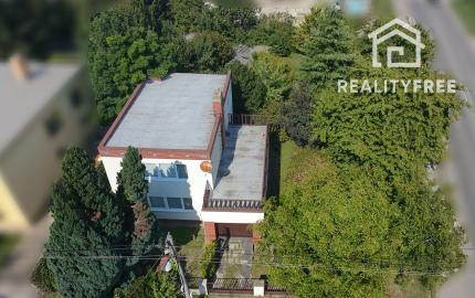 Na predaj: 3izbový rodinný dom s garážou , pozemok 757 m² - Kvetoslavov