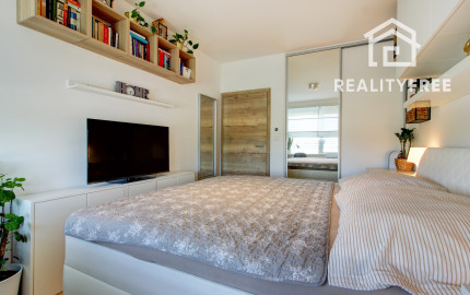 REZERVOVANÉ - Na predaj štýlový 4i RD v Rovinke