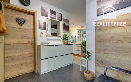 REZERVOVANÉ - Na predaj štýlový 4i RD v Rovinke