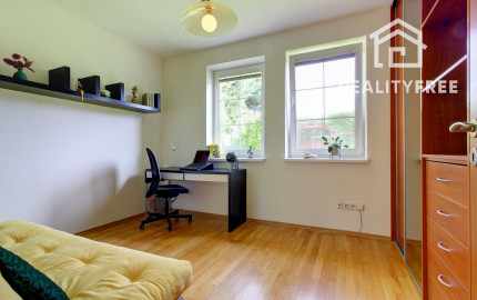 Na predaj - 5i RD s UP 214m², pozemok 625m² Hamuliakovo