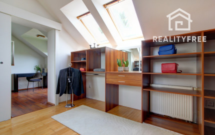 Na predaj - 5i RD s UP 214m², pozemok 625m² Hamuliakovo