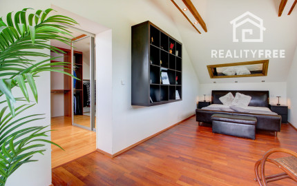 Na predaj - 5i RD s UP 214m², pozemok 625m² Hamuliakovo