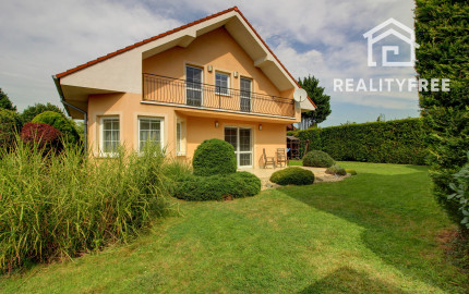 Na predaj - 5i RD s UP 214m², pozemok 625m² Hamuliakovo