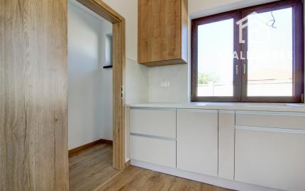 Na predaj: 4izbový rodinný dom – Šamorín-Bučuháza,  stav nadštandard