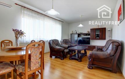 Predaj 5-izbového rodinného domu s pivnicou a krásnou záhradou – Veľká Paka