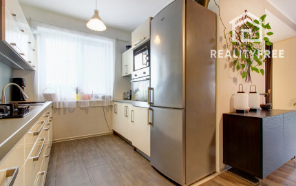 Samostatne stojaci 4i rodinný dom ÚP 110m² v obci Láb, pozemok 286 m²