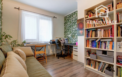 Samostatne stojaci 4i rodinný dom ÚP 110m² v obci Láb, pozemok 286 m²