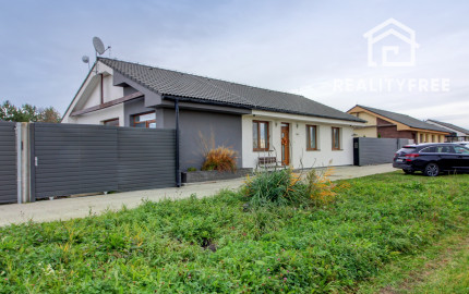 Samostatne stojaci 4i rodinný dom ÚP 110m² v obci Láb, pozemok 286 m²