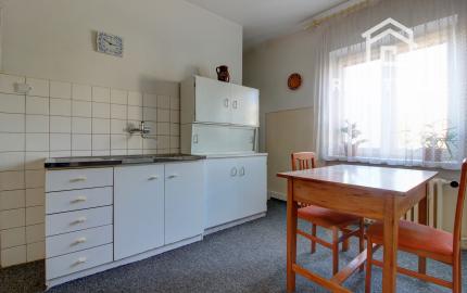 Na predaj 5-izbový rodinný dom s garážou na 954 m² pozemku - Kvetoslavov