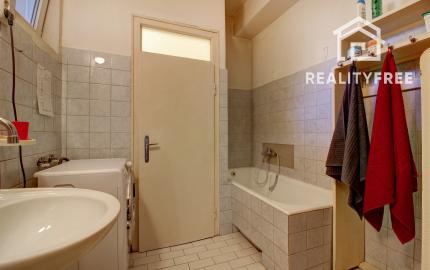 Na predaj 5-izbový rodinný dom s garážou na 954 m² pozemku - Kvetoslavov