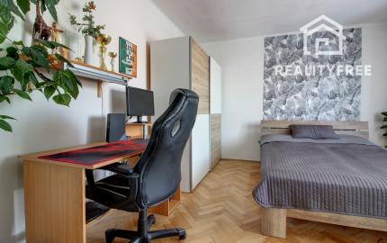 Na predaj 5-izbový rodinný dom s garážou na 954 m² pozemku - Kvetoslavov