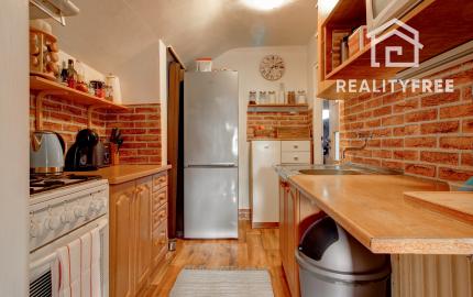 Na predaj 5-izbový rodinný dom s garážou na 954 m² pozemku - Kvetoslavov