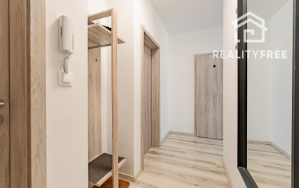 Na predaj 2,5-izbový byt s balkónom – Pezinok, Mahulanka