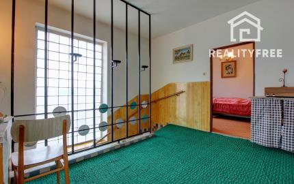 Na predaj: 4izbový rodinný dom s garážou , pozemok 800 m² - Čakany