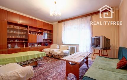 Na predaj: 4izbový rodinný dom s garážou , pozemok 800 m² - Čakany