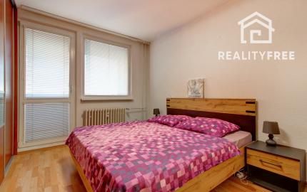 Klimatizovaný, zariadený 3-izbový byt s dvoma loggiami – BA Petržalka, Osuského ulica