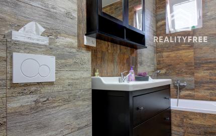 Moderný 4-izbový mezonet so záhradou a parkovaním – Rovinka