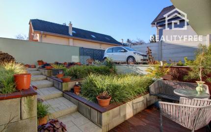 Na predaj dvojgeneračný 5-izbový rodinný dom v Šamoríne- Čilistov