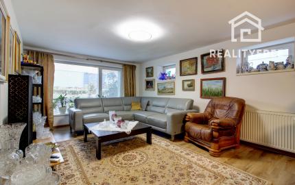 Na predaj dvojgeneračný 5-izbový rodinný dom v Šamoríne- Čilistov