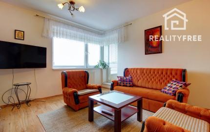 Na prenájom 2i byt v Rovinke s parkovacím státím