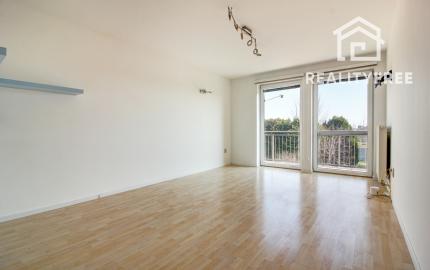 Na predaj priestranný 164 m² 4-i. RD s garážou Rovinka – Jasná ul.