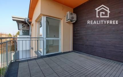 Na predaj priestranný 164 m² 4-i. RD s garážou Rovinka – Jasná ul.