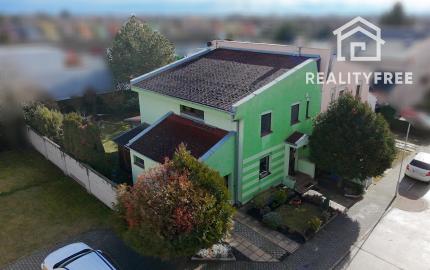 Na predaj: 4izbový rodinný dom s garážou – Šamorín-Mliečno