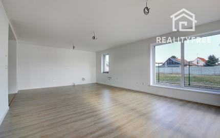 Na predaj: 4izbový rodinný dom kolaudovaný – Šamorín-Bučuháza,  stav štandard