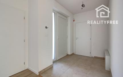 Na predaj: 4izbový rodinný dom kolaudovaný – Šamorín-Bučuháza,  stav štandard