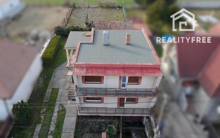 Na predaj: 4izbový rodinný dom s garážou , pozemok 800 m² - Čakany