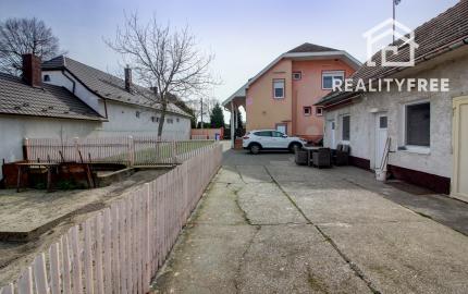 Na predaj: Viacgeneračný 7i rodinný dom na pozemku 2533 m² – Štvrtok na Ostrove