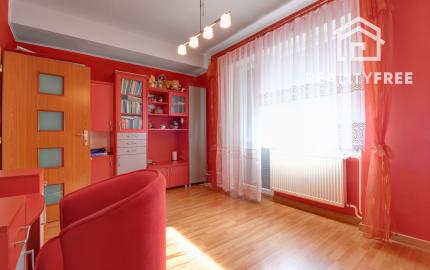 Na predaj: Viacgeneračný 7i rodinný dom na pozemku 2533 m² – Štvrtok na Ostrove