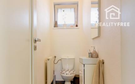 Samostatne stojaci 4i rodinný dom ÚP 110m² v obci Láb, pozemok 286 m²