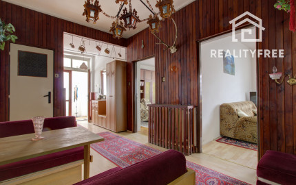 Na predaj: 3izbový rodinný dom s garážou , pozemok 800 m² - Horný Bar