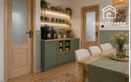 Na predaj: 3izbový rodinný dom s garážou , pozemok 800 m² - Horný Bar