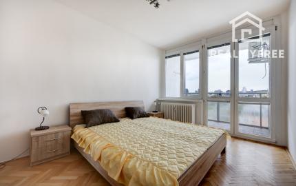 Na prenájom- svetlý, klimatizovaný 3-izbový byt s loggiou, balkónom a panoramatickým výhľadom – Herlianska, Ružinov